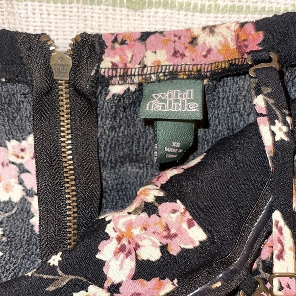 Wild Fable Black cold-shoulder jumpsuit. - Picture 9 of 11